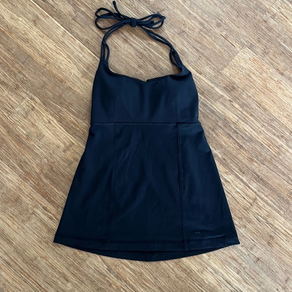 Lululemon Wandering Yogi Halter
Black, Sz 6 - Picture 10 of 14